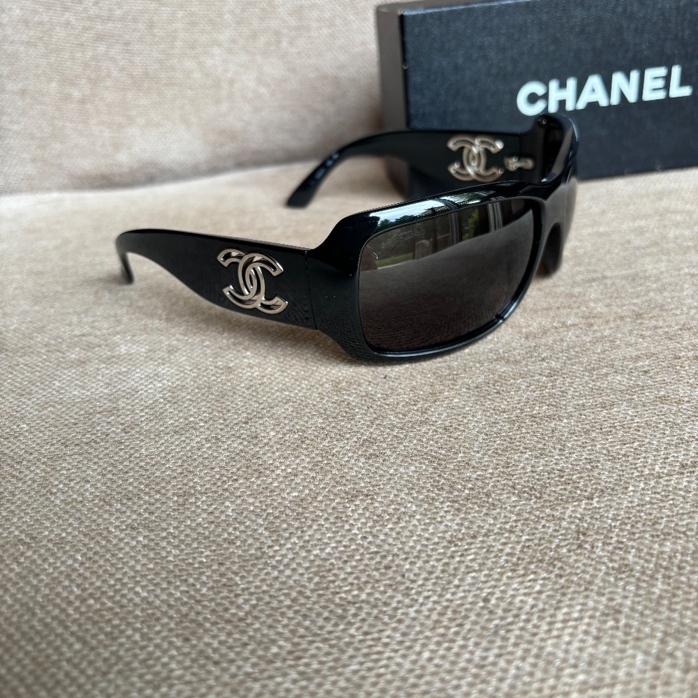 Chanel sunglasses